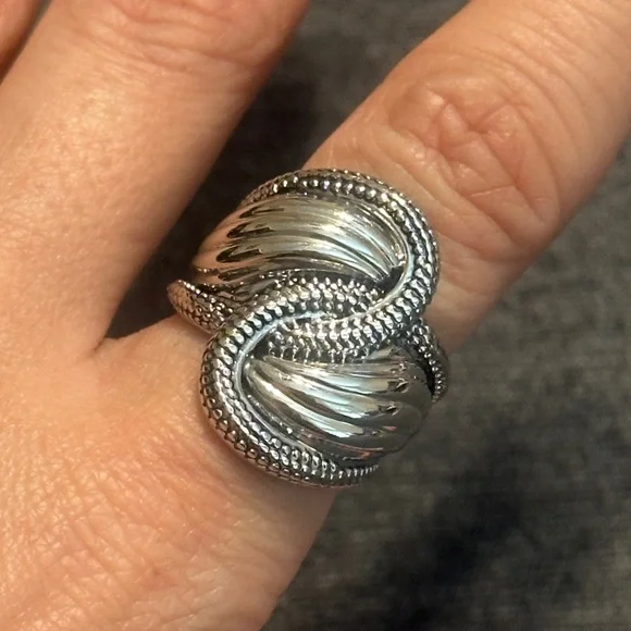 Textured Silver-Tone Double Rope Infinity Knot Statement Ring, Sz 8 - Picture 2 of 7